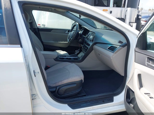 2015 Hyundai Sonata Se მანქანა იყიდება აუქციონზე, vin: 5NPE24AF7FH033731, აუქციონის ნომერი: 45005642