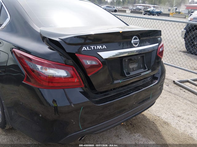 1N4AL3AP2HN326198 Nissan Altima 2.5 Sr
