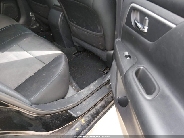 1N4AL3AP2HN326198 Nissan Altima 2.5 Sr