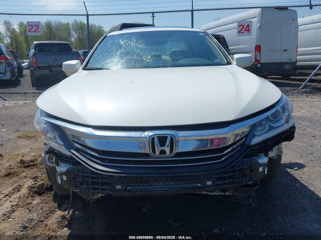Продажа на аукционе авто 2016 Honda Accord Ex-l, vin: 1HGCR2F95GA215125, номер лота: 45005690