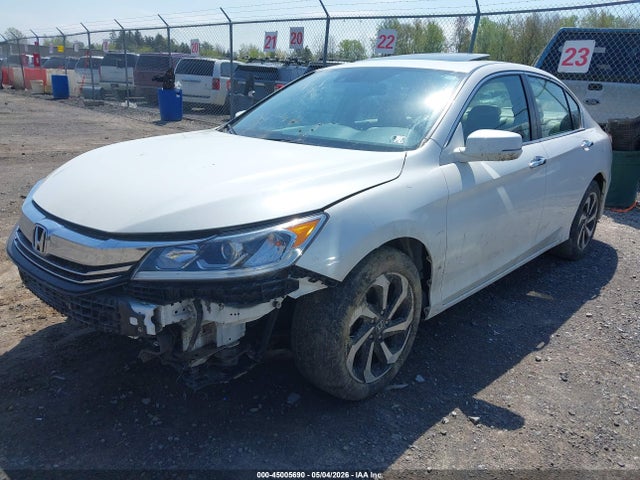 Продажа на аукционе авто 2016 Honda Accord Ex-l, vin: 1HGCR2F95GA215125, номер лота: 45005690