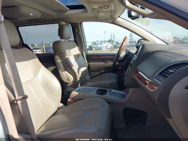 2012 Chrysler Town & Country Limited მანქანა იყიდება აუქციონზე, vin: 2C4RC1GG7CR192230, აუქციონის ნომერი: 45005696