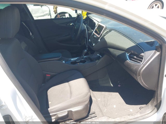 Продажа на аукционе авто 2019 Chevrolet Malibu Lt, vin: 1G1ZD5ST6KF105148, номер лота: 45005717