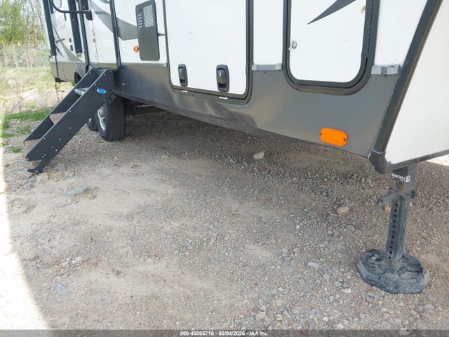 Aukcja sprzedaży 2020 Forest River Rockwood Signature 8299sb 5th Whl Travel Trailer, vin: 4X4FRLE28L1889120, numer aukcji: 45005718