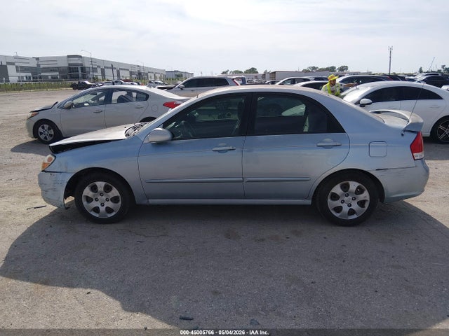 45005766 :رقم المزاد ، KNAFE121375460402 vin ، 2007 Kia Spectra Ex مزاد بيع