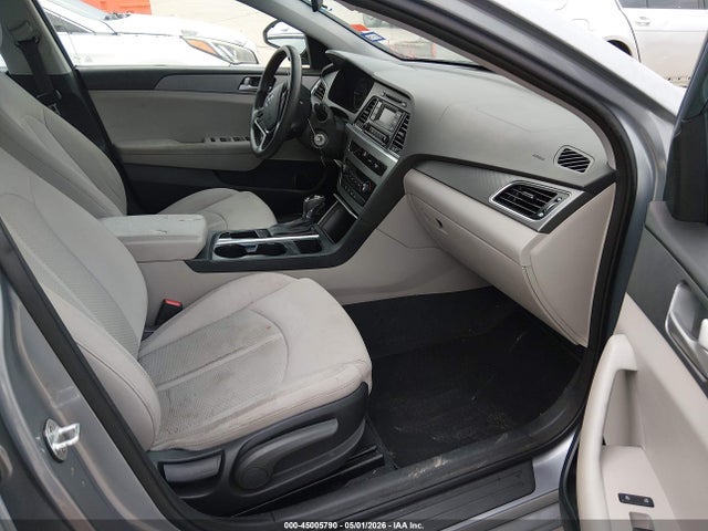 2015 Hyundai Sonata Se მანქანა იყიდება აუქციონზე, vin: 5NPE24AFXFH122287, აუქციონის ნომერი: 45005790