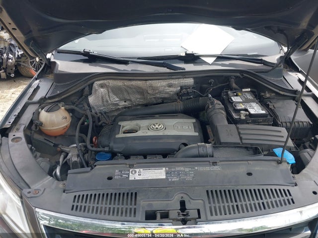 2011 Volkswagen Tiguan Se მანქანა იყიდება აუქციონზე, vin: WVGBV7AX4BW532524, აუქციონის ნომერი: 45005794