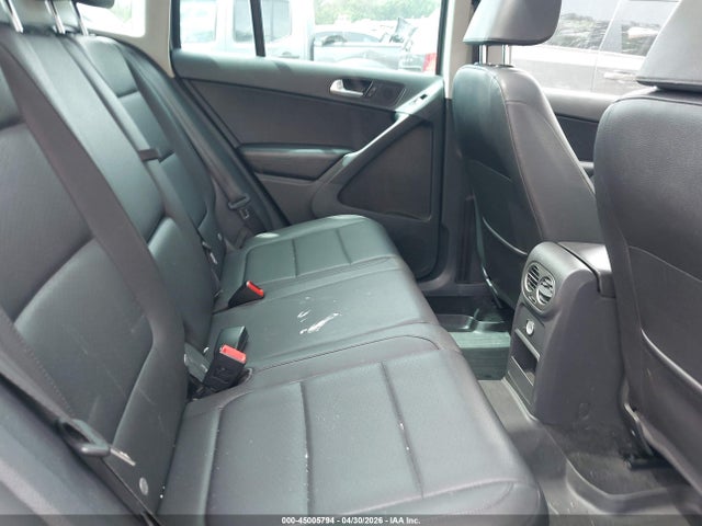 2011 Volkswagen Tiguan Se მანქანა იყიდება აუქციონზე, vin: WVGBV7AX4BW532524, აუქციონის ნომერი: 45005794