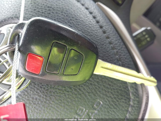 2014 Toyota Rav4 Xle მანქანა იყიდება აუქციონზე, vin: JTMRFREV8ED047307, აუქციონის ნომერი: 45005798