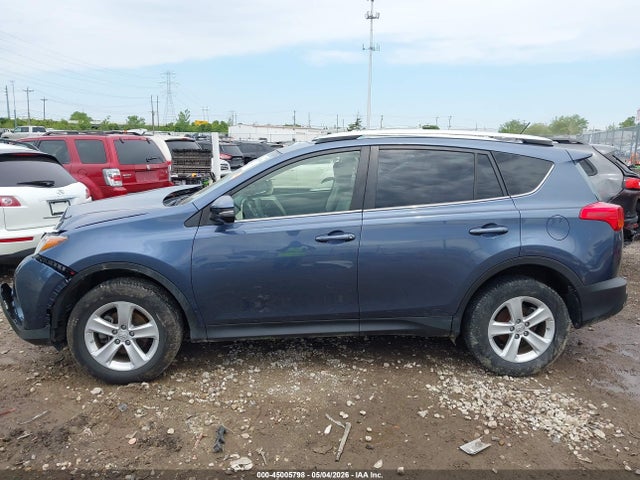 2014 Toyota Rav4 Xle მანქანა იყიდება აუქციონზე, vin: JTMRFREV8ED047307, აუქციონის ნომერი: 45005798