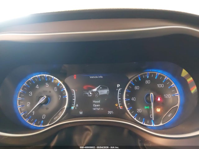 Продаж на аукціоні авто 2017 Chrysler Pacifica Touring-l Plus, vin: 2C4RC1EG6HR677016, номер лоту: 45005802