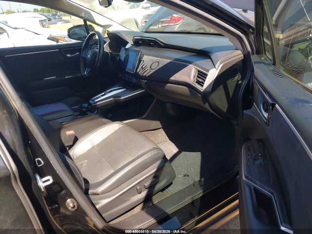 Продаж на аукціоні авто 2018 Honda Clarity Plug-in Hybrid Touring, vin: JHMZC5F32JC017796, номер лоту: 45005810