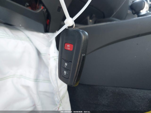JTNKHMBX8K1046347 Toyota C-HR XLE