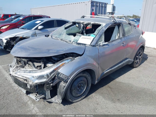 JTNKHMBX8K1046347 Toyota C-HR XLE