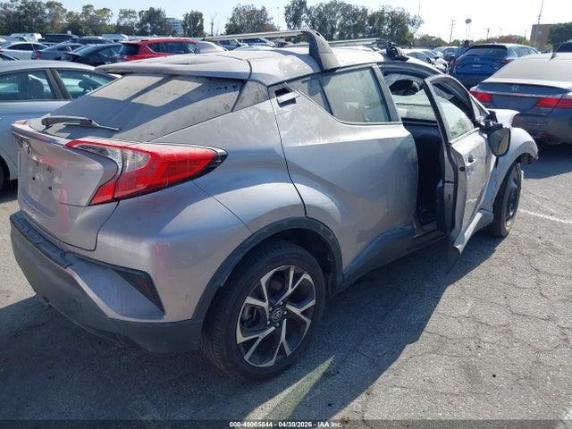 JTNKHMBX8K1046347 Toyota C-HR XLE