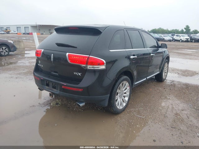 45005854 :رقم المزاد ، 2LMDJ6JKXFBL25991 vin ، 2015 Lincoln Mkx مزاد بيع