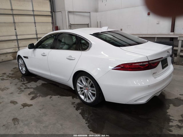 SAJBG4FX0NCY90815 Jaguar Xf Se P250 Rwd Automatic