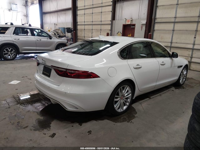 SAJBG4FX0NCY90815 Jaguar Xf Se P250 Rwd Automatic