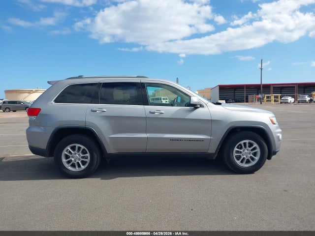 1C4RJEAG5JC397332 Jeep Grand Cherokee Laredo E 4x2
