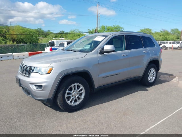 1C4RJEAG5JC397332 Jeep Grand Cherokee Laredo E 4x2