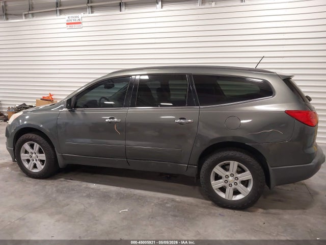 45005921 :رقم المزاد ، 1GNKVJEDXBJ171676 vin ، 2011 Chevrolet Traverse 2lt مزاد بيع