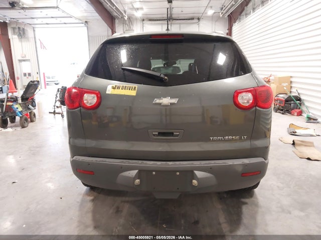 45005921 :رقم المزاد ، 1GNKVJEDXBJ171676 vin ، 2011 Chevrolet Traverse 2lt مزاد بيع