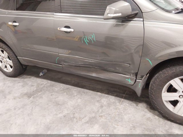 45005921 :رقم المزاد ، 1GNKVJEDXBJ171676 vin ، 2011 Chevrolet Traverse 2lt مزاد بيع