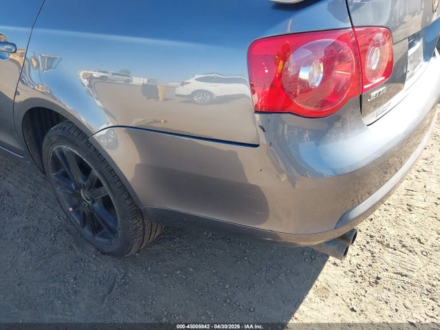 45005942 :رقم المزاد ، 3VWPF71K96M808761 vin ، 2006 Volkswagen Jetta Value Edition مزاد بيع