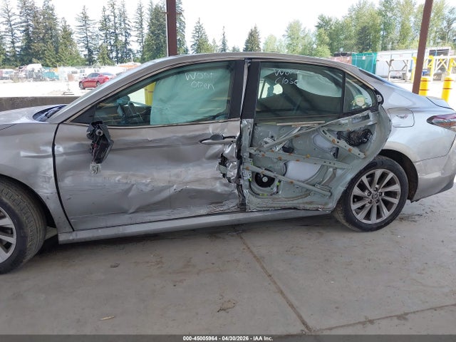 2021 Toyota Camry Le Awd მანქანა იყიდება აუქციონზე, vin: 4T1R11BK6MU021163, აუქციონის ნომერი: 45005964