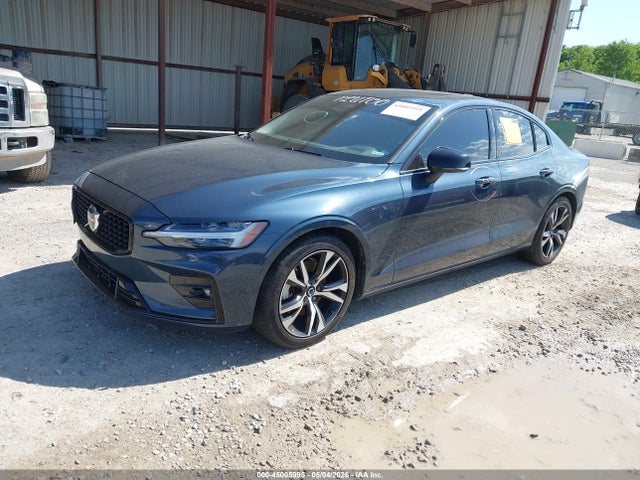Aukcja sprzedaży 2024 Volvo S60 B5 Core Dark Theme, vin: 7JRL12FK3RG327318, numer aukcji: 45005995