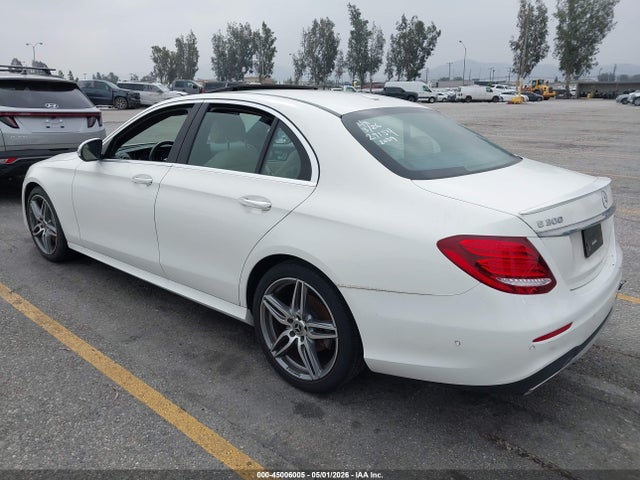 45006005 :رقم المزاد ، WDDZF4JB9KA622029 vin ، 2019 Mercedes-benz E 300 مزاد بيع