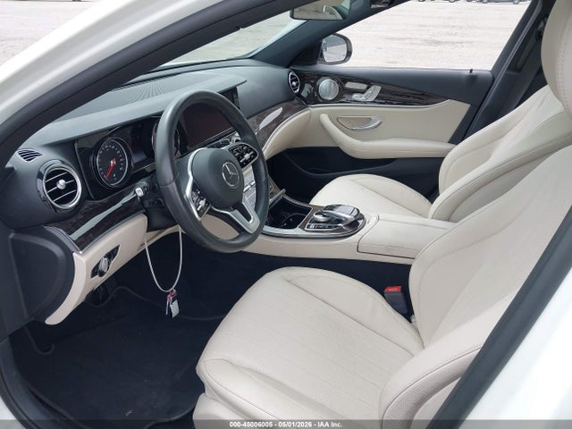 45006005 :رقم المزاد ، WDDZF4JB9KA622029 vin ، 2019 Mercedes-benz E 300 مزاد بيع