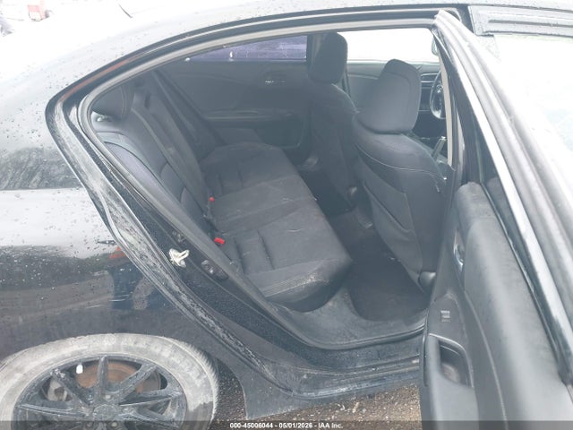 45006044 :رقم المزاد ، 1HGCR2E57FA015263 vin ، 2015 Honda Accord Sport مزاد بيع