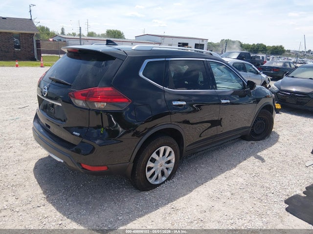 45006103 :رقم المزاد ، KNMAT2MV3HP584572 vin ، 2017 Nissan Rogue S مزاد بيع