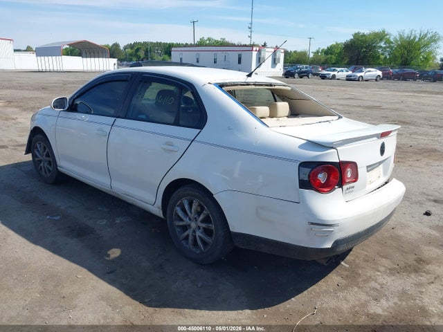 45006110 :رقم المزاد ، 3VWRZ7AJ8AM132657 vin ، 2010 Volkswagen Jetta Limited Edition مزاد بيع