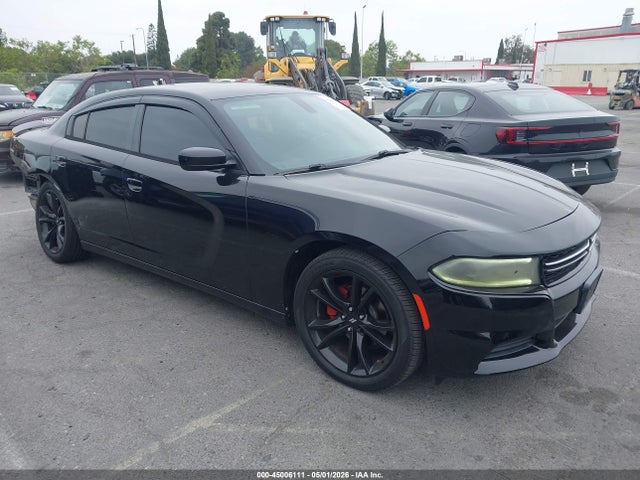 2015 Dodge Charger Se მანქანა იყიდება აუქციონზე, vin: 2C3CDXBG0FH775833, აუქციონის ნომერი: 45006111