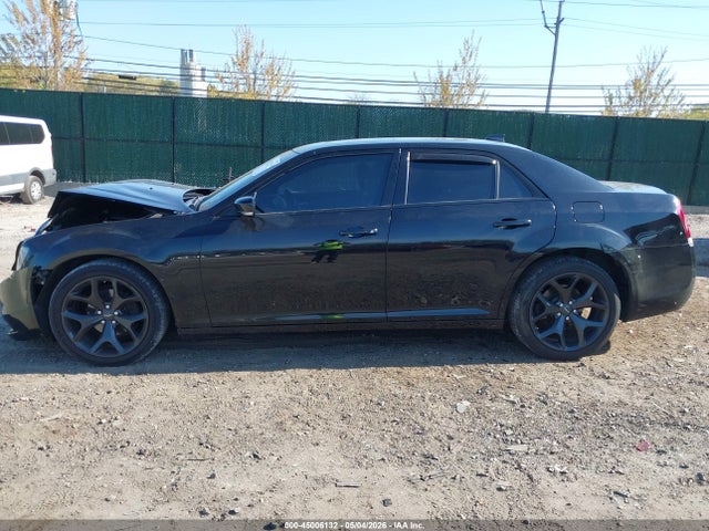 2022 Chrysler 300 S მანქანა იყიდება აუქციონზე, vin: 2C3CCABG3NH187021, აუქციონის ნომერი: 45006132