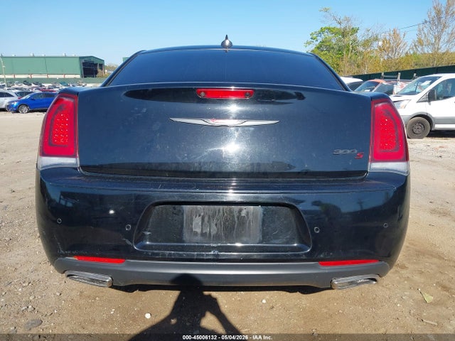 2022 Chrysler 300 S მანქანა იყიდება აუქციონზე, vin: 2C3CCABG3NH187021, აუქციონის ნომერი: 45006132