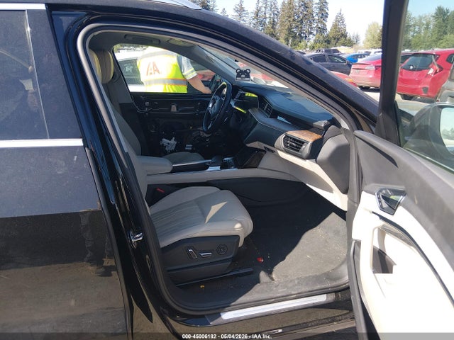 Aukcja sprzedaży 2019 Audi E-tron Premium Plus, vin: WA1VAAGE7KB010035, numer aukcji: 45006182