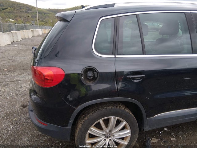 2012 Volkswagen Tiguan Se მანქანა იყიდება აუქციონზე, vin: WVGBV7AX7CW584215, აუქციონის ნომერი: 45006212
