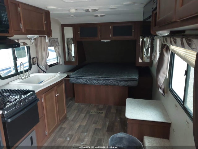 Продажа на аукционе авто 2015 Keystone Rv Bullet Ultra Lite Travel Trailer, vin: 4YDT20425FX425889, номер лота: 45006235