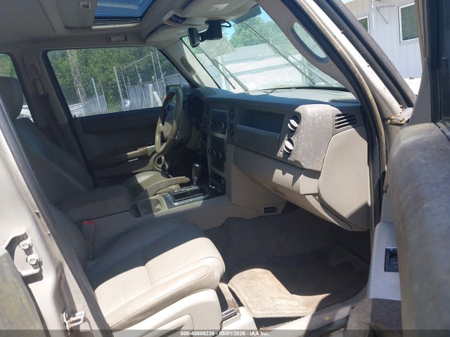 45006236 :رقم المزاد ، 1J8HG48K08C116782 vin ، 2008 Jeep Commander Sport مزاد بيع