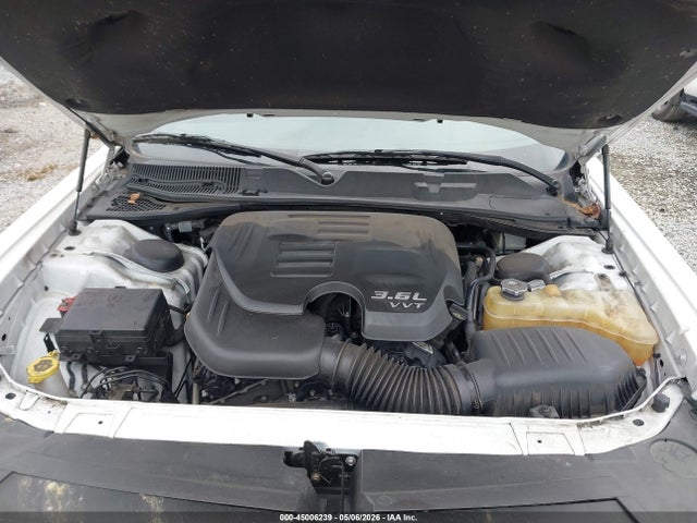 45006239 :رقم المزاد ، 2C3CDZAG0GH184741 vin ، 2016 Dodge Challenger Sxt مزاد بيع