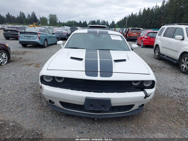45006239 :رقم المزاد ، 2C3CDZAG0GH184741 vin ، 2016 Dodge Challenger Sxt مزاد بيع