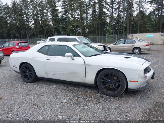 45006239 :رقم المزاد ، 2C3CDZAG0GH184741 vin ، 2016 Dodge Challenger Sxt مزاد بيع