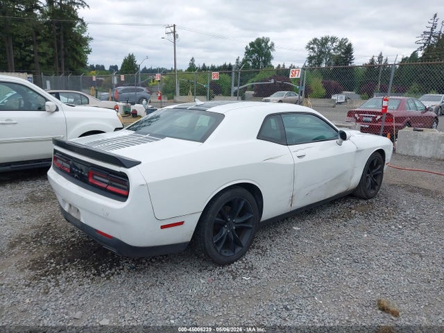 45006239 :رقم المزاد ، 2C3CDZAG0GH184741 vin ، 2016 Dodge Challenger Sxt مزاد بيع