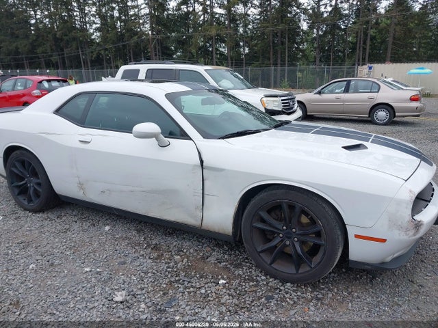 45006239 :رقم المزاد ، 2C3CDZAG0GH184741 vin ، 2016 Dodge Challenger Sxt مزاد بيع
