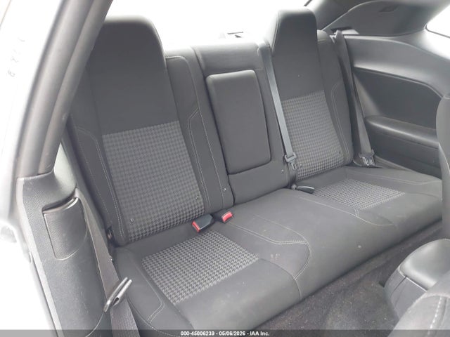 45006239 :رقم المزاد ، 2C3CDZAG0GH184741 vin ، 2016 Dodge Challenger Sxt مزاد بيع