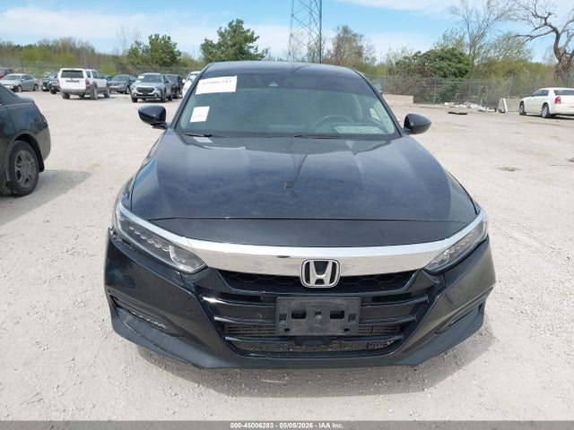 45006283 :رقم المزاد ، 1HGCV1F49JA257816 vin ، 2018 Honda Accord Ex مزاد بيع