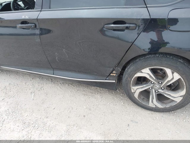 45006283 :رقم المزاد ، 1HGCV1F49JA257816 vin ، 2018 Honda Accord Ex مزاد بيع